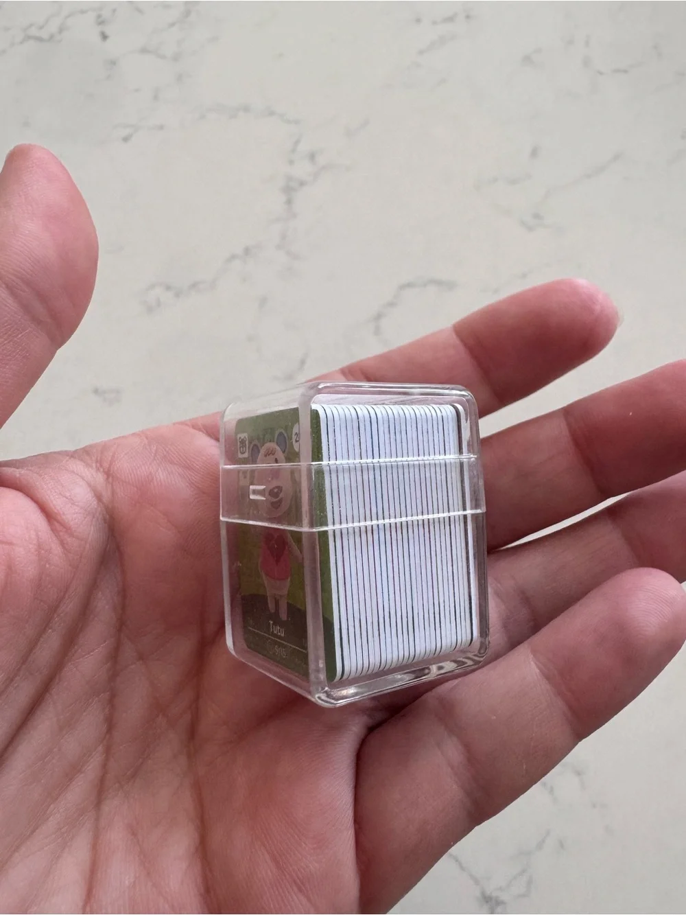 25 Nintendo Animal Crossing Mini Amiibo Cards with Case